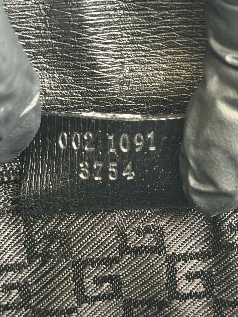 Authentic GUCCI Black Leather Top Handle Bag